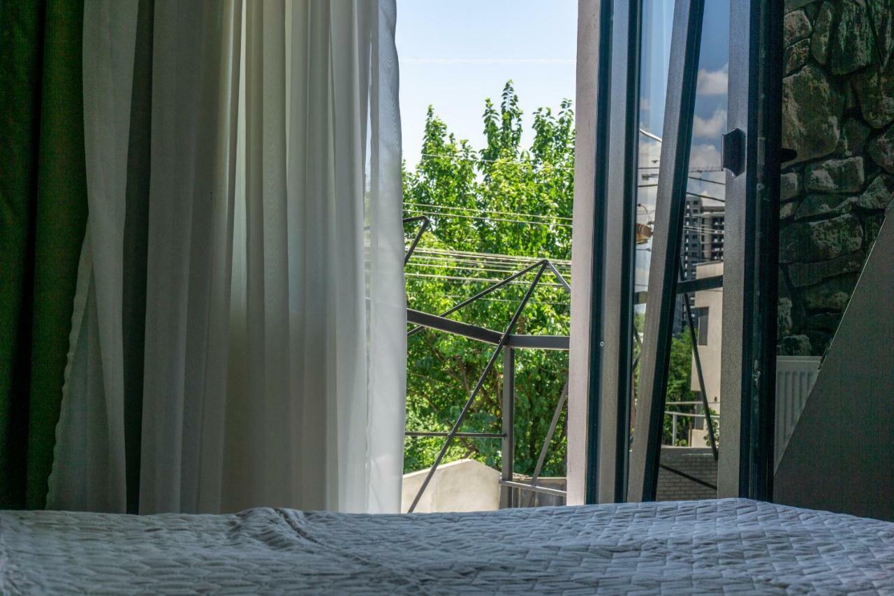 Guesthouse Kado Tbilisi Exterior photo